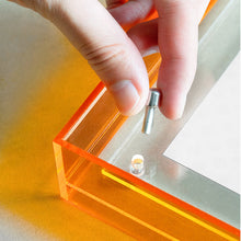 Cadre de boîte d'ombre en acrylique Levitate - Orange