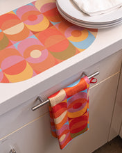 Blink Hand Towel 18" x 24"