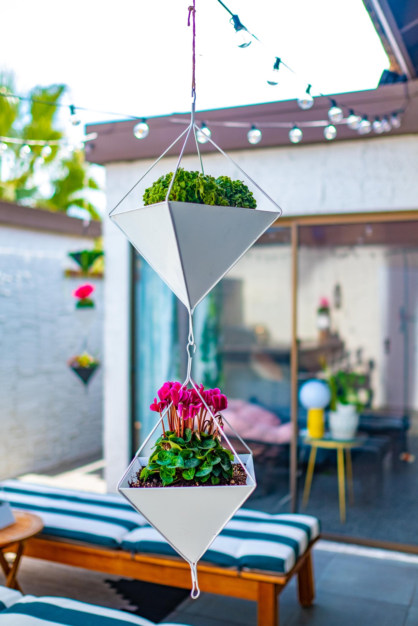 metal hanging planter Cascade Metal Hanging Planters - glossy white